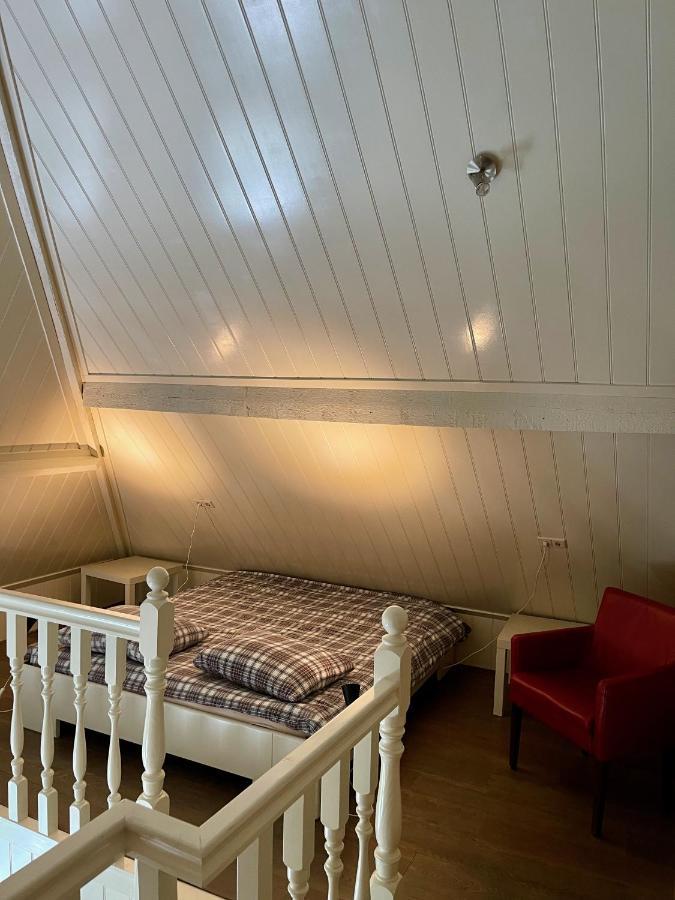Karibu Het Voorhuis 2 Tot 6 Persoons Luxe Slaapkamers Met Een Mooie Woonkeuken Daarle Dış mekan fotoğraf